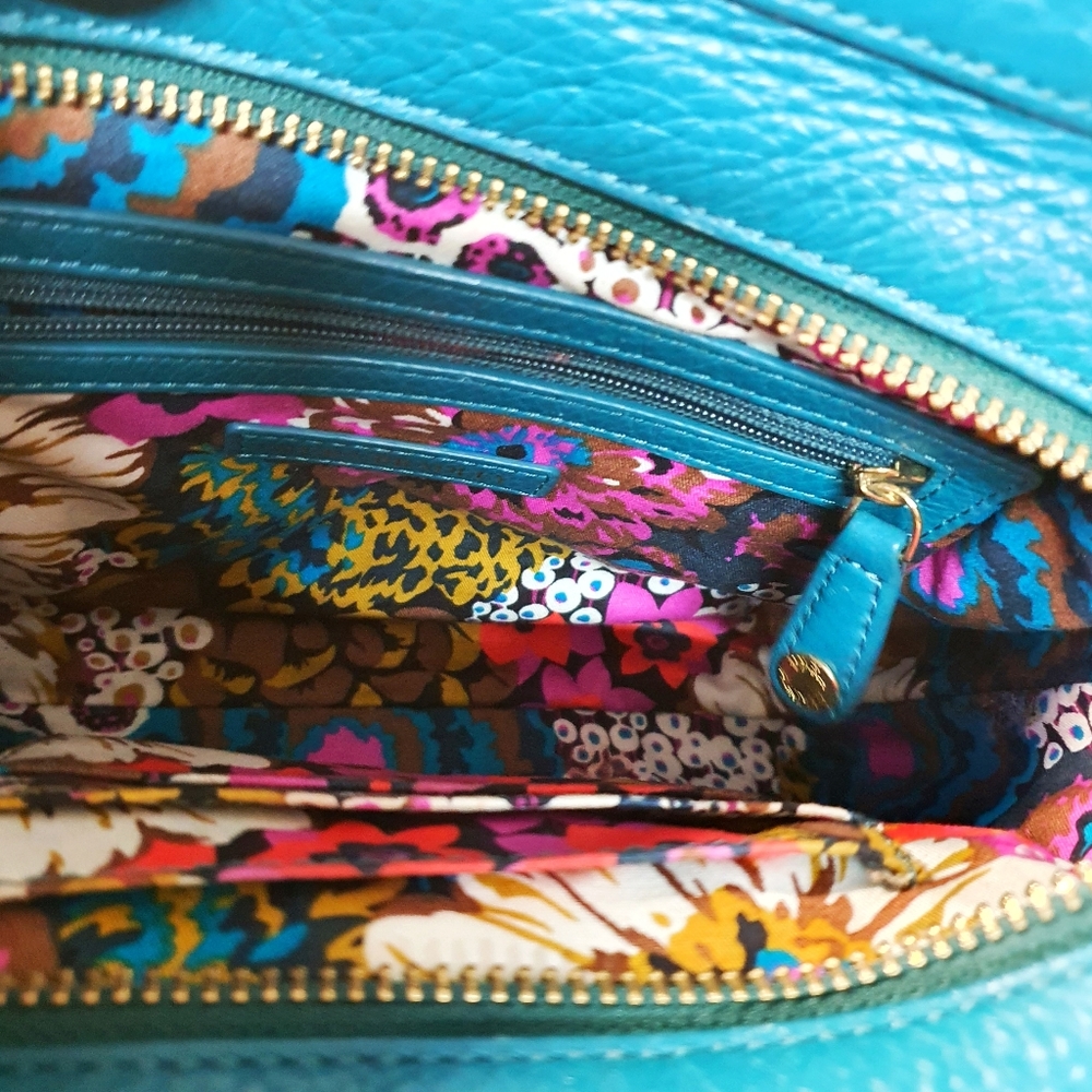 COPY - Vera Bradley Leather Natalie Quilted Dark Teal Crossbody Bag - Picture 3 of 5